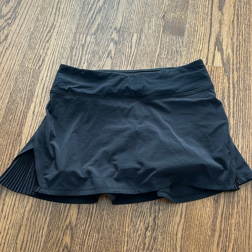 Lululemon Skort. Size 6